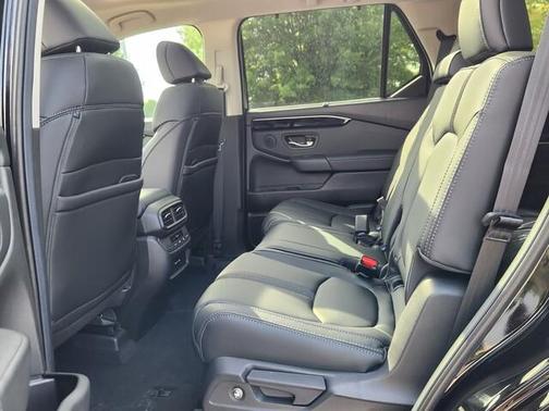 2025 Honda Pilot Touring+