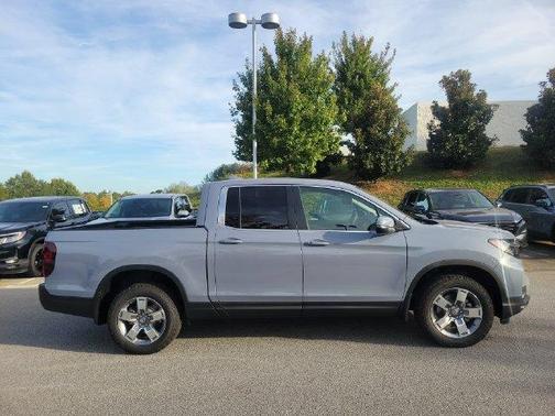 Sonic Gray Pearl 2026 Honda Ridgeline RTL