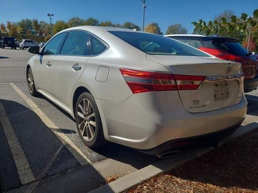 2013 Toyota Avalon XLE