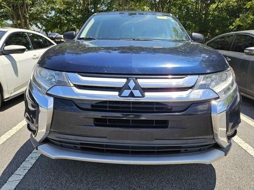 2016 Mitsubishi Outlander ES