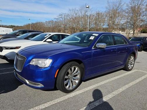 2019 Chrysler 300 Touring