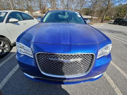 2019 Chrysler 300 Touring