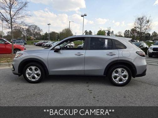 Lunar Silver Metallic 2025 Honda HR-V LX