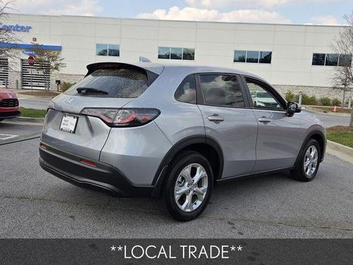 Lunar Silver Metallic 2025 Honda HR-V LX