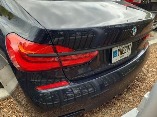 2017 BMW 740 i