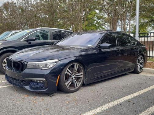 2017 BMW 740 i