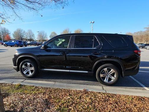 2023 Honda Pilot EX-L 7-Passenger