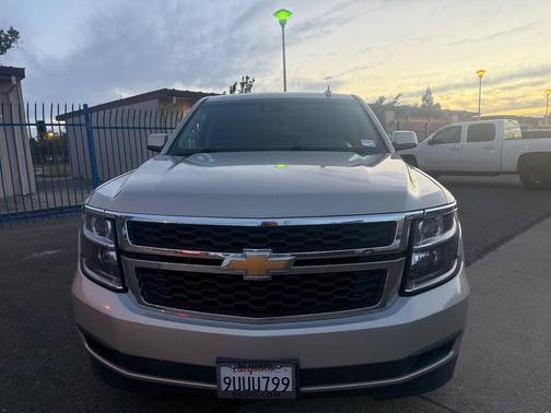 Champagne Silver Metallic 2016 Chevrolet Suburban LT