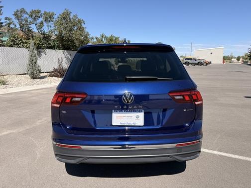 Atlantic Blue 2024 Volkswagen Tiguan 2.0T SE