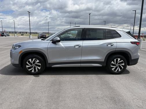 Pyrite Silver Metallic 2025 Volkswagen Tiguan 2.0T S