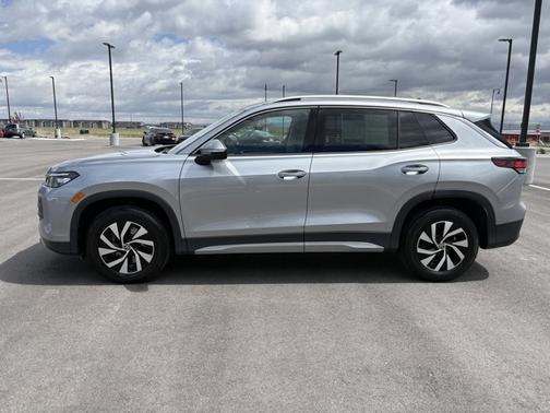 Pyrite Silver Metallic 2025 Volkswagen Tiguan 2.0T S