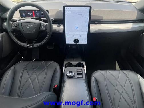 2022 Ford Mustang Mach-E California Route 1