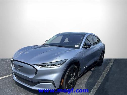 2022 Ford Mustang Mach-E California Route 1