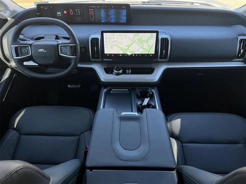 2026 Ford Expedition Max Active 4x2