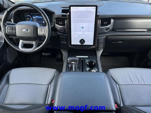 2023 Ford F-150 Lightning LARIAT