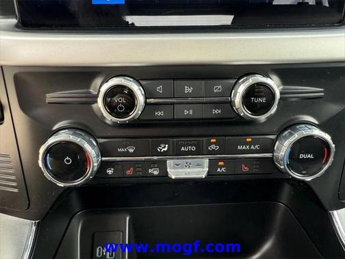 2023 Ford F-150 Lightning XLT
