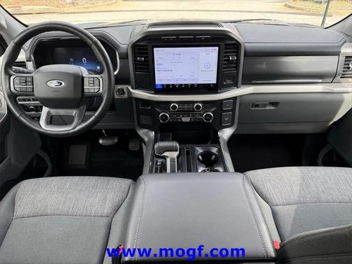 2023 Ford F-150 Lightning XLT