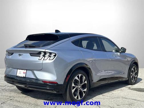 2022 Ford Mustang Mach-E Premium