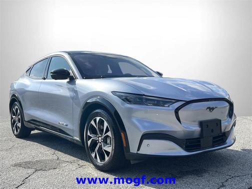 2022 Ford Mustang Mach-E Premium