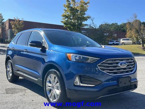 2022 Ford Edge Titanium