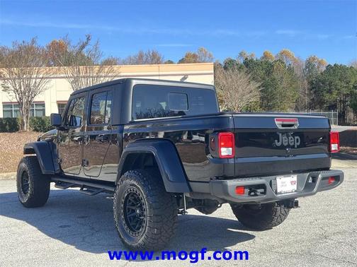 2022 Jeep Gladiator Sport S