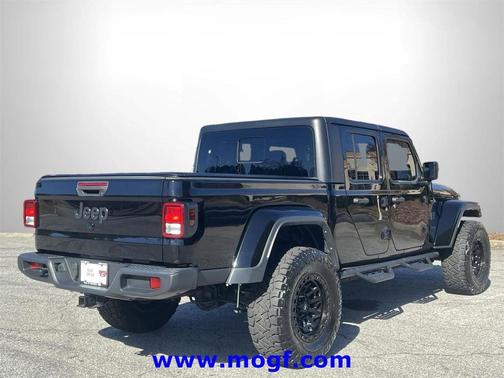 2022 Jeep Gladiator Sport S