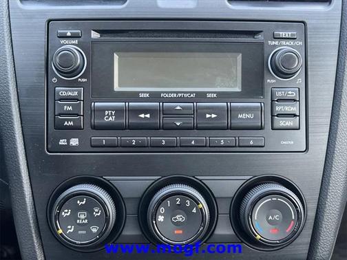 2014 Subaru Impreza 2.0i Premium