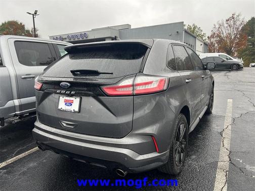 2021 Ford Edge ST Line