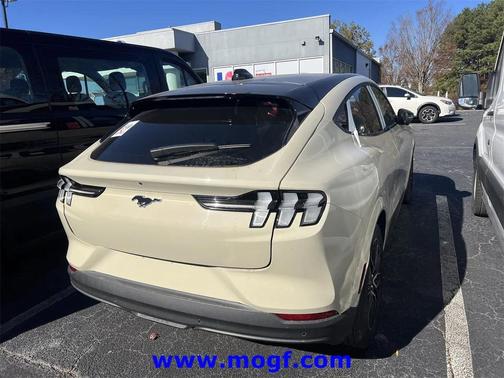 2025 Ford Mustang Mach-E Premium