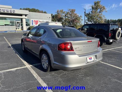 2013 Dodge Avenger SE