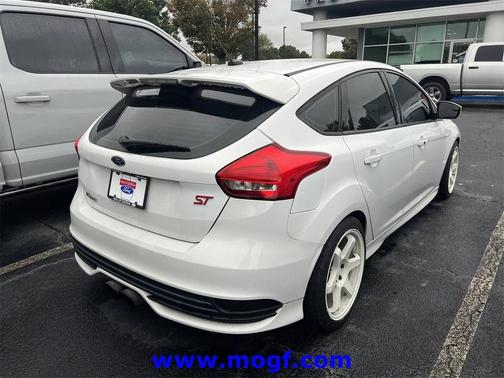 2018 Ford Focus ST ST