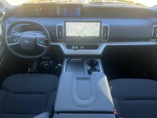 2025 Ford Expedition Max Active 4x2