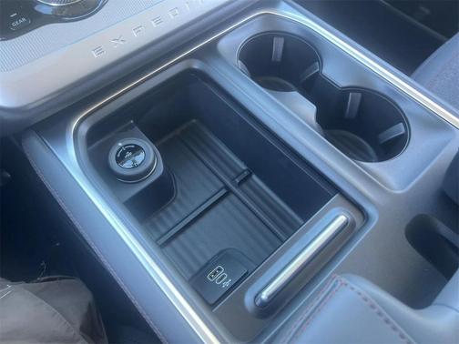 2025 Ford Expedition Max Active 4x2