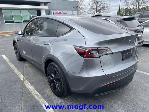 2025 Tesla Model Y Long Range Dual Motor All-Wheel Drive