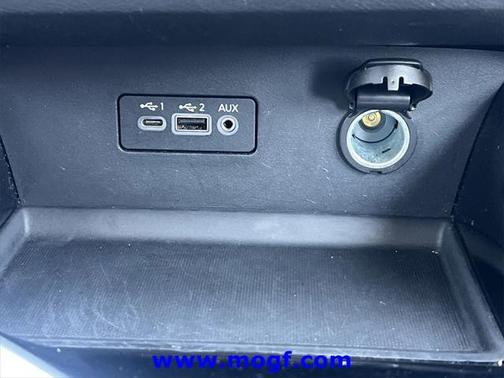 2023 Nissan Altima SR FWD