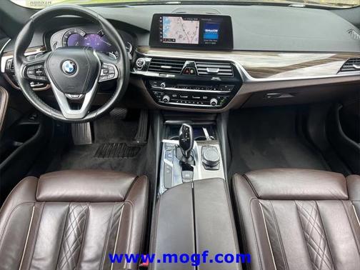 2019 BMW 540 540i