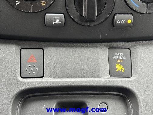 2020 Nissan NV200 SV