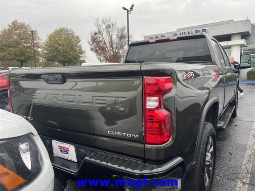 2022 Chevrolet Silverado 2500 Custom