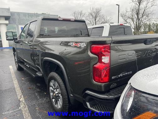 2022 Chevrolet Silverado 2500 Custom