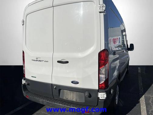 2017 Ford Transit-250 Base