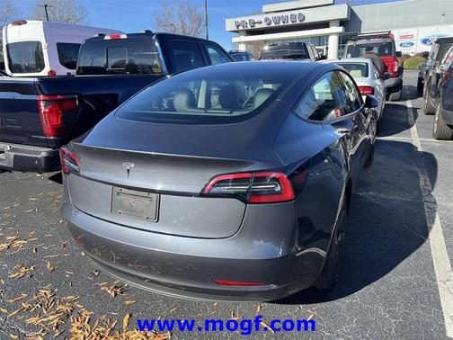 2023 Tesla Model 3 Standard Range