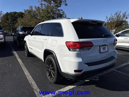 2019 Jeep Grand Cherokee Laredo