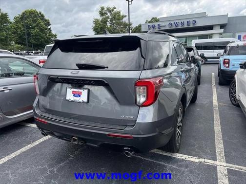 2022 Ford Explorer ST-Line