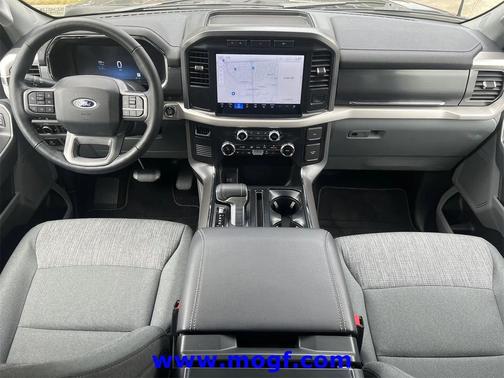 2023 Ford F-150 Lightning XLT