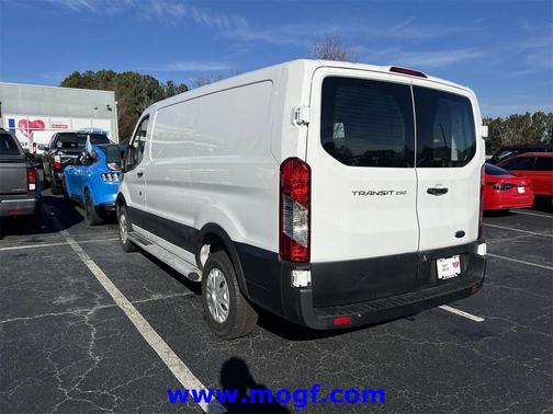 2024 Ford Transit-250 Base