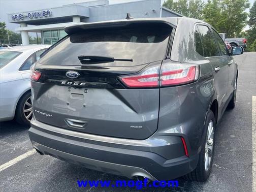 2023 Ford Edge Titanium