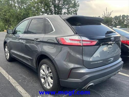 2023 Ford Edge Titanium