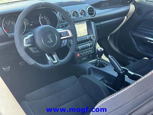 2017 Ford Shelby GT350 Base