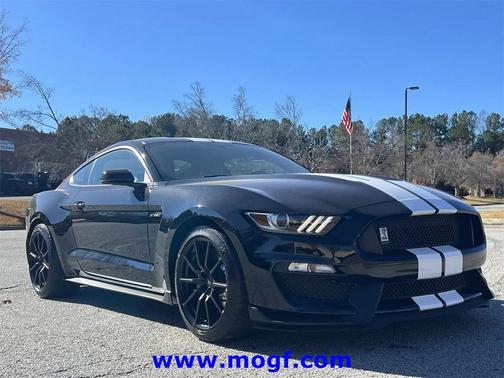 2016 Ford Shelby GT350 Base