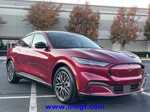 2025 Ford Mustang Mach-E Premium